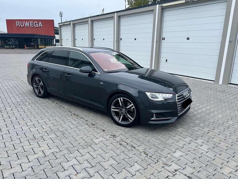 Gebraucht Audi A4 Comfort 150 PS (110 kW) 2019 Andere farben Kombi