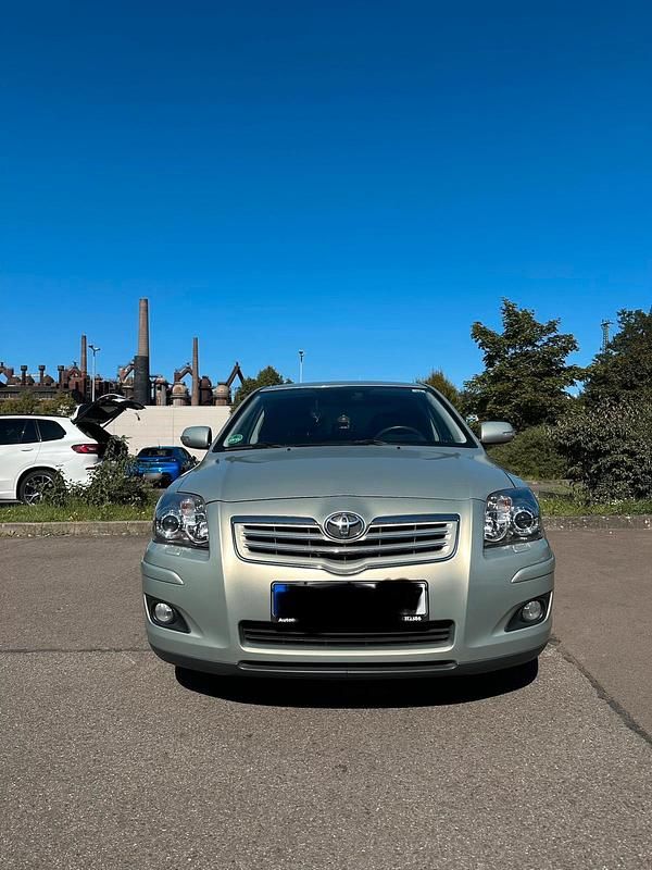 Gebraucht Toyota Avensis 147 PS (108 kW) 2006 Grün Limousine