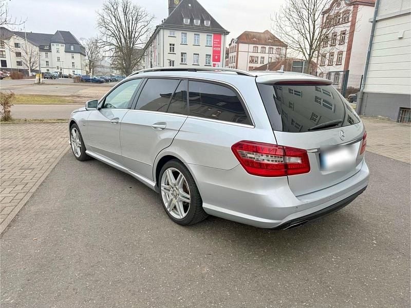Gebraucht Mercedes E350 AMG 231 PS (169 kW) 2010 Silber Kombi