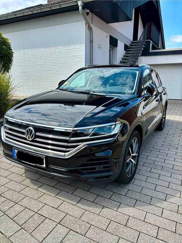 Schwarz Gebraucht 2020 VW Touareg SUV | 38.000 € (Fairer Preis) - Bild 1/4