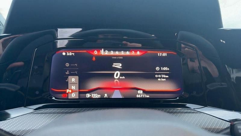 Gebraucht VW Golf VIII R 320 PS (235 kW) 2021 Blau Limousine