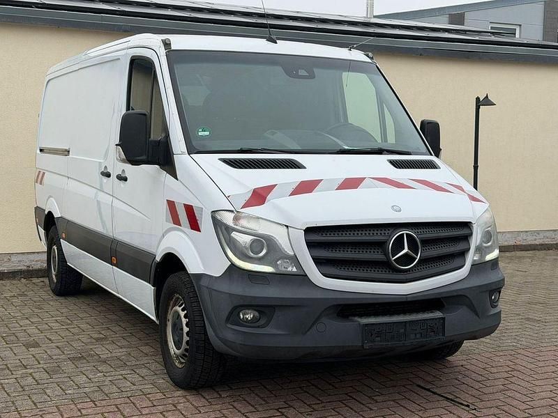 Weiß Gebraucht 2013 Mercedes Sprinter Van | 8.999 € - Bild 1/4