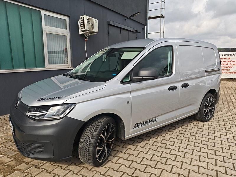 Gebraucht VW Caddy 122 PS (89 kW) 2022 Silber Van / Kleinbus
