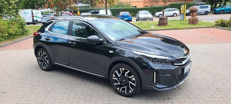 Schwarz Gebraucht 2024 Kia XCeed Vision SUV | 22.499 € - Bild 1/4
