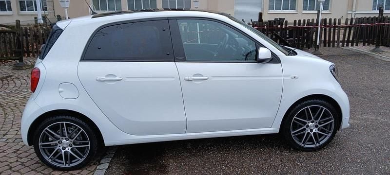 Gebraucht Smart ForFour Brabus 109 PS (80 kW) 2018 Weiß Kleinwagen