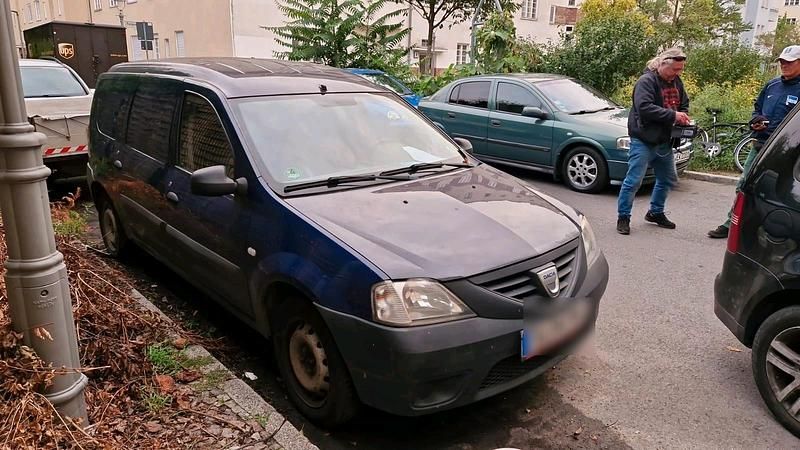 Gebraucht Dacia Logan 87 PS (63 kW) 2011 Blau Kombi
