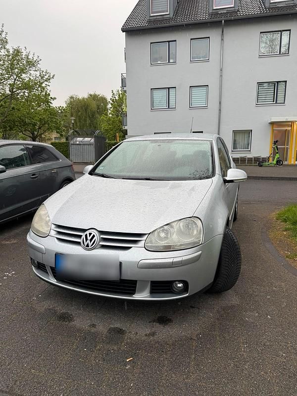 Second-hand VW Golf 105 CP (77 kW) 2007 Argintiu Coupe