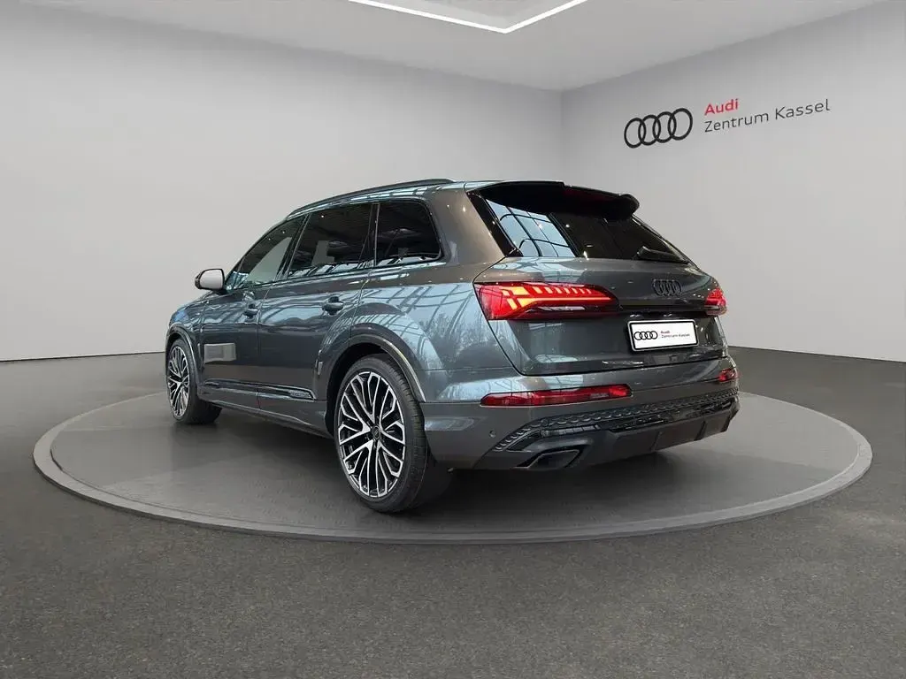 Neu Audi Q7 S-Line 286 PS (210 kW) 2025 Grau SUV