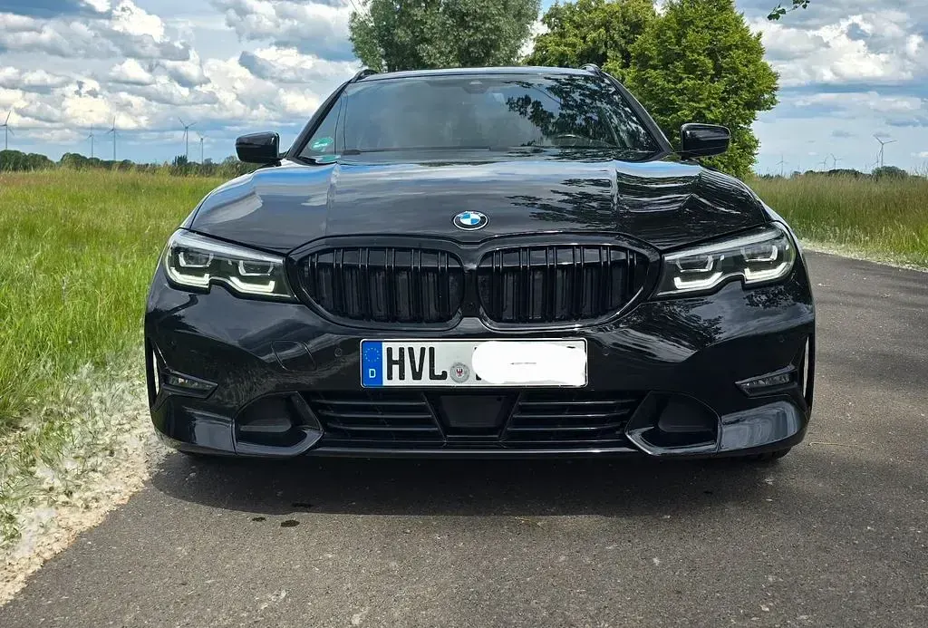 Gebraucht BMW 320 Performance 190 PS (139 kW) 2020 Schwarz Kombi