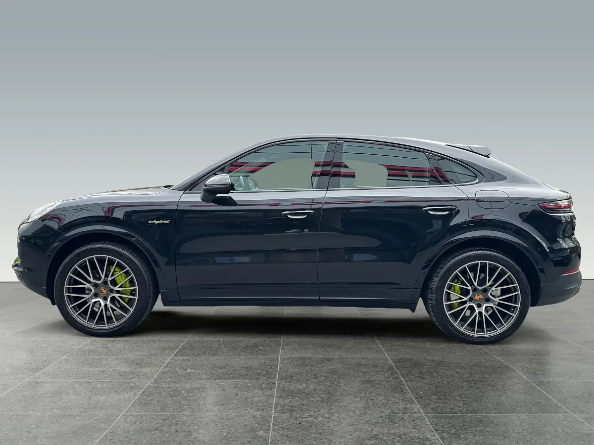 Gebraucht Porsche Cayenne 462 PS (339 kW) 2021 Schwarz SUV