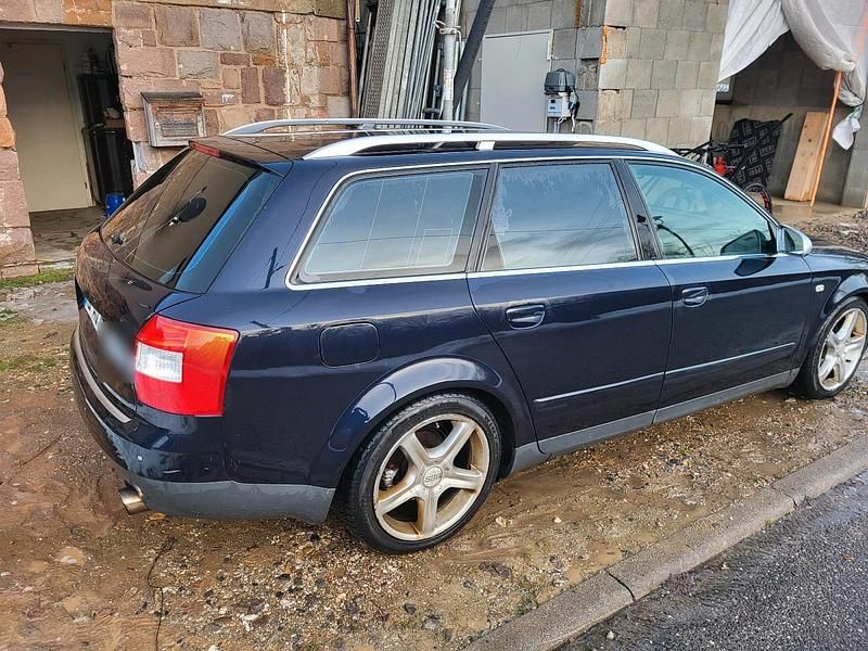 Gebraucht Audi A4 S-Line 150 PS (110 kW) 2002 Blau Kombi