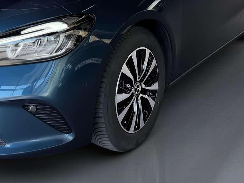 Gebraucht Mercedes B180 136 PS (100 kW) 2023 Blau Van / Kleinbus