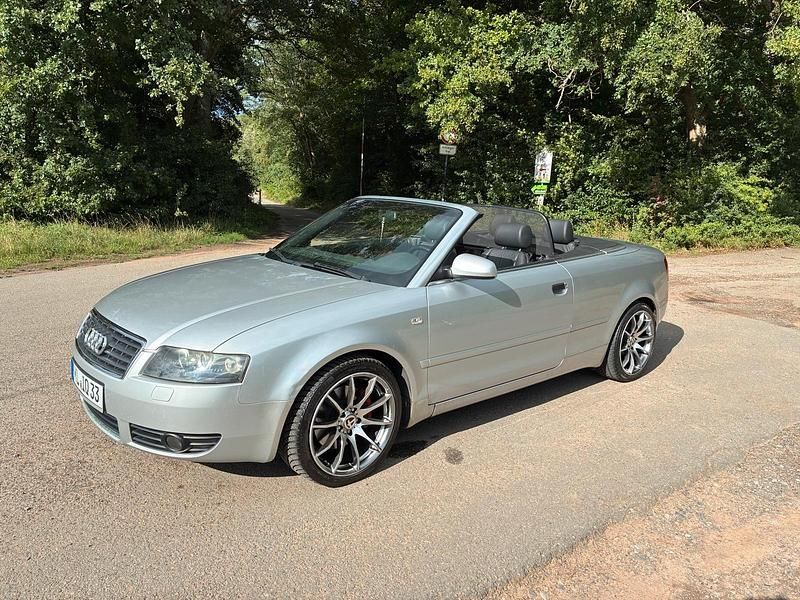 Grau Gebraucht 2003 Audi A4 Cabrio | 3.300 € (Guter Preis) - Bild 1/4