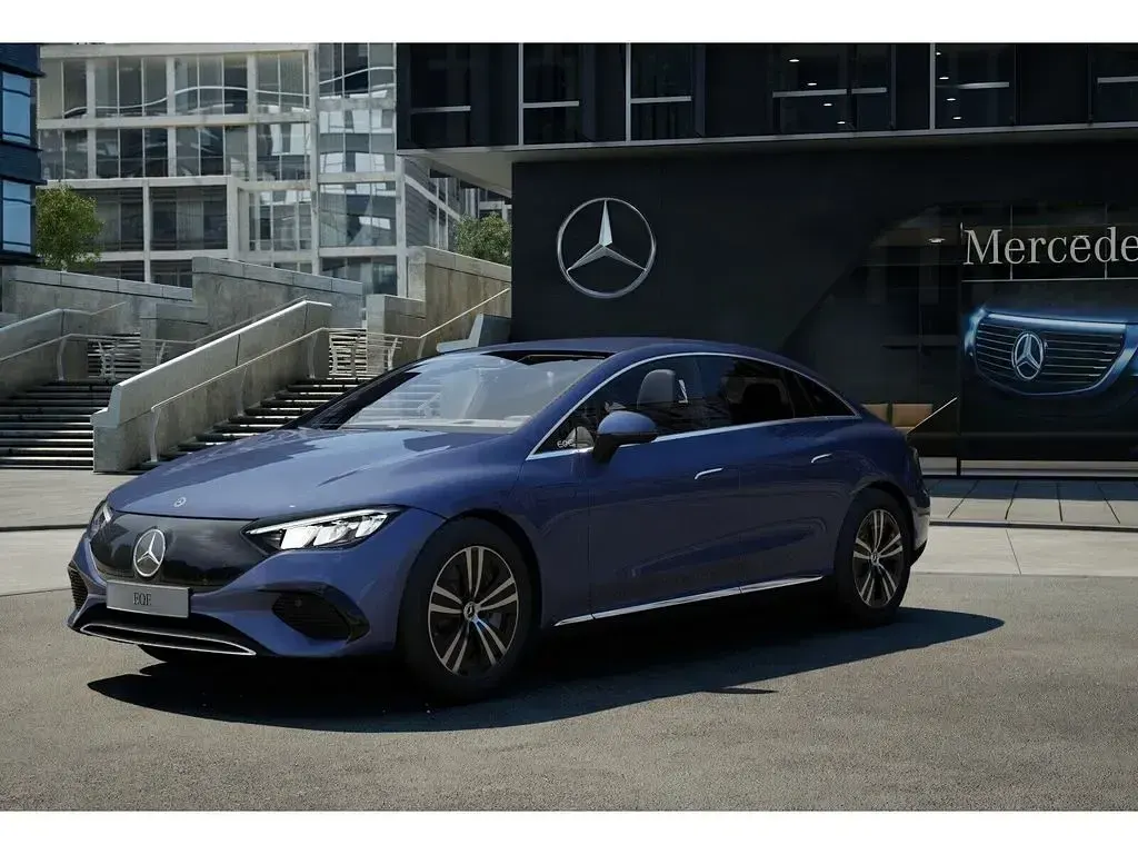 Gebraucht Mercedes EQE300 Advanced Plus 180 kW (245 PS) 2025 Metalliclack sodalithblau Limousine