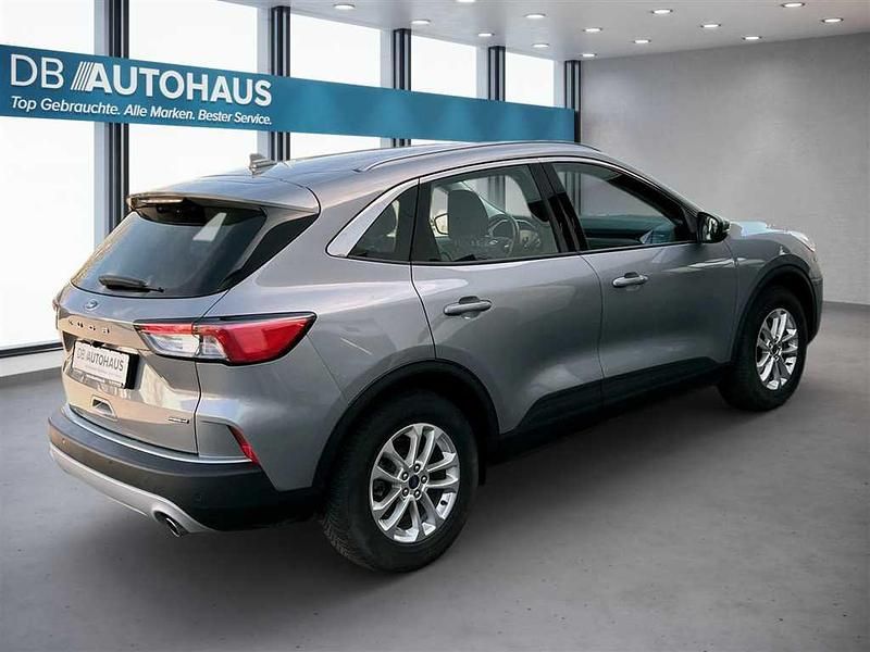 Gebraucht Ford Kuga Titanium 190 PS (139 kW) 2023 Silber SUV