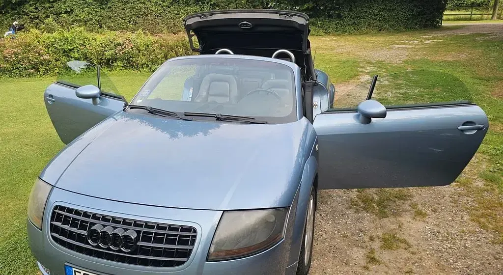 Gebraucht Audi TT Roadster Sport 150 PS (110 kW) 2004 Blau Cabrio
