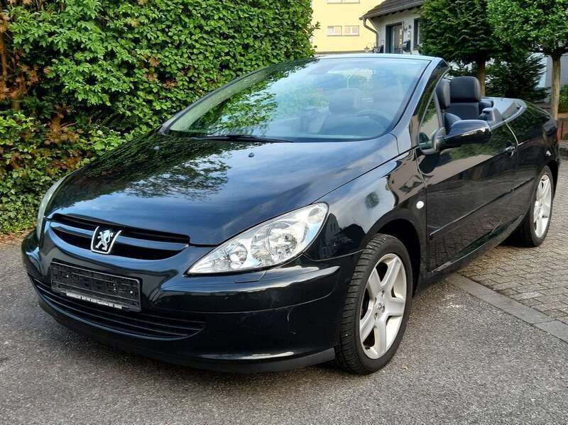 Schwarz Gebraucht 2004 Peugeot 307 CC Cabrio | 3.650 € (Etwas zu teuer) - Bild 1/4