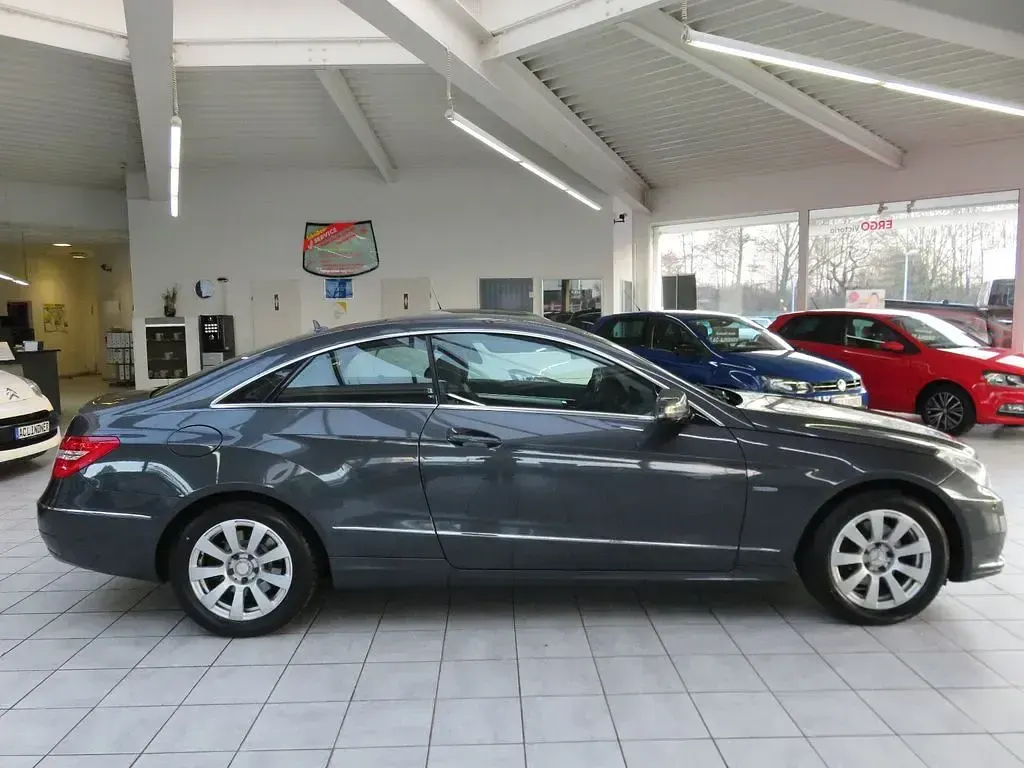 Second-hand Mercedes E250 204 CP (150 kW) 2012 Gri Coupe