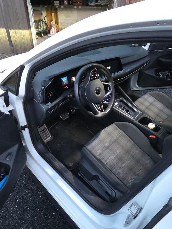 Gebraucht VW Golf VIII GTE 245 PS (180 kW) 2022 Weiß Limousine
