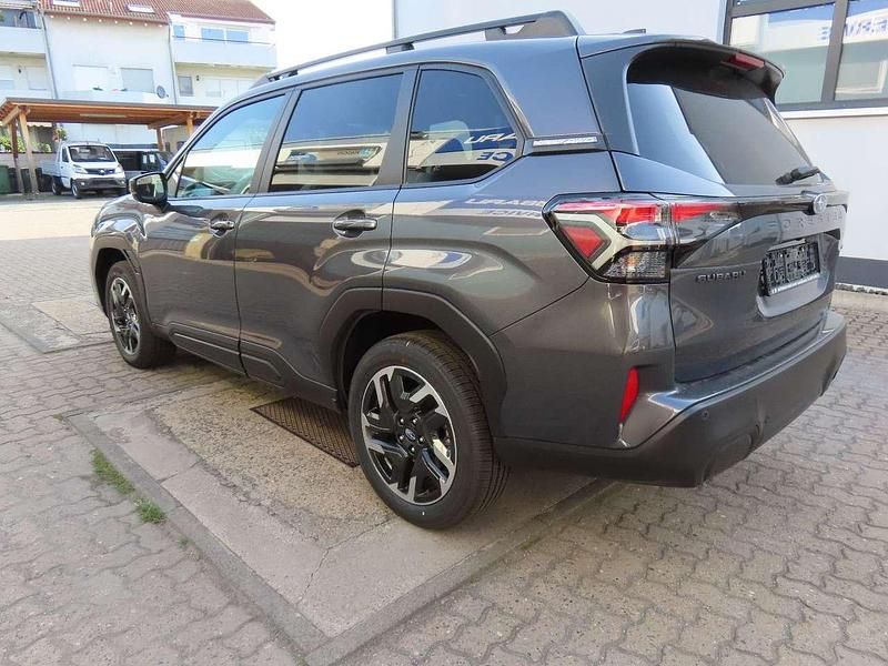 Gebraucht Subaru Forester Exclusive+ 136 PS (100 kW) 2025 Grau SUV