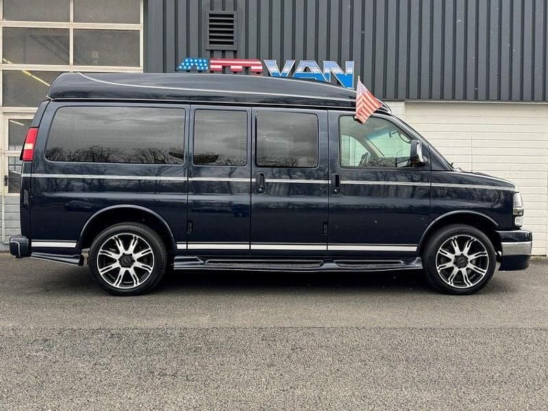 Gebraucht Chevrolet Express 305 PS (224 kW) 2011 Blau Van