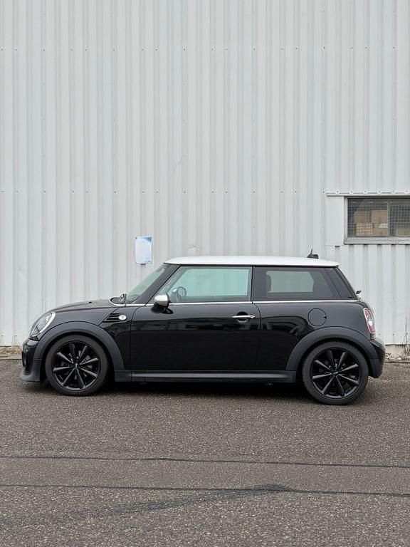 Gebraucht Mini Cooper 122 PS (89 kW) 2012 Schwarz Kleinwagen