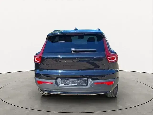 Usata Volvo XC40 Plus 163 CV (119 kW) 2025 Nero SUV
