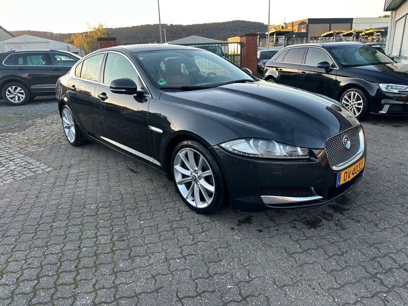 Gebraucht Jaguar XF 385 PS (283 kW) 2012 Braun Limousine