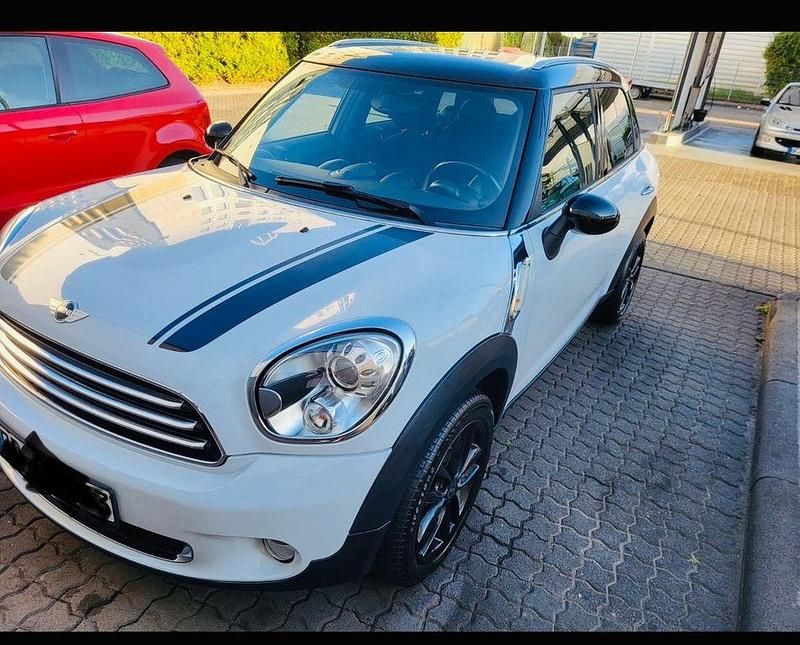 Weiß Gebraucht 2011 Mini Cooper Countryman SUV | 6.200 € (Guter Preis) - Bild 1/4