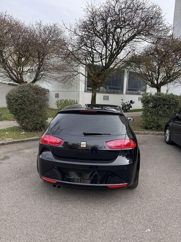 Gebraucht Seat Leon Stylance 125 PS (91 kW) 2009 Schwarz Kleinwagen