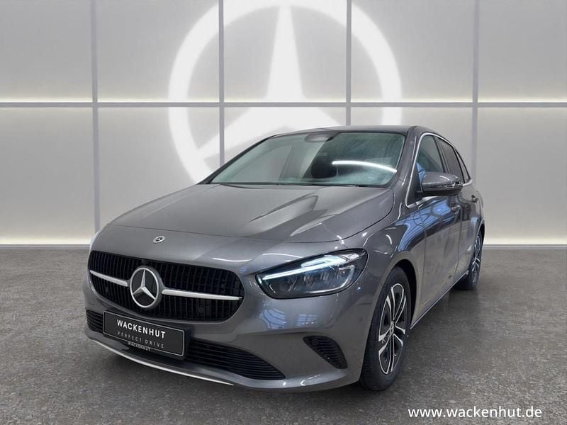 Grau Gebraucht 2025 Mercedes B180 Advanced Van / Kleinbus | 29.900 € (Superpreis) - Bild 1/4