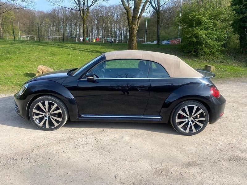 Schwarz Gebraucht 2015 VW Beetle Cabrio | 13.999 € (Superpreis) - Bild 1/4