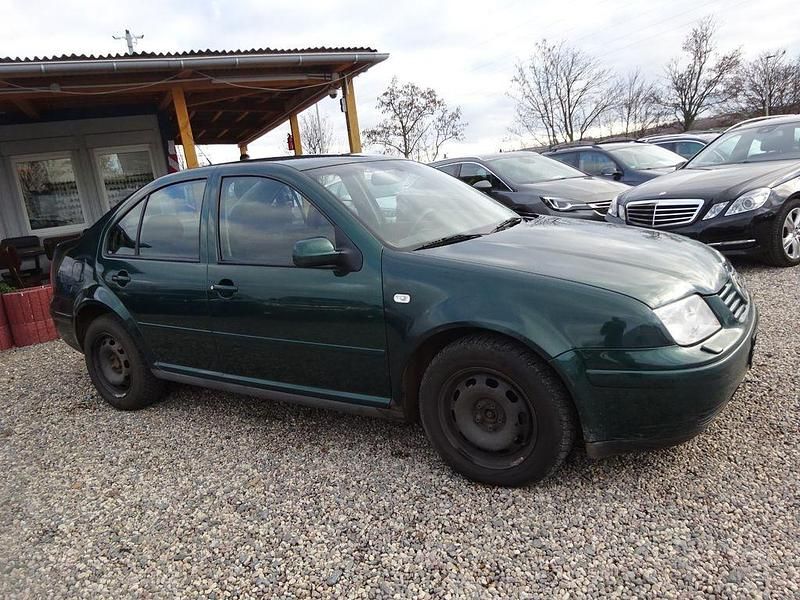 Gebraucht VW Bora Comfortline 90 PS (66 kW) 1998 Grün Limousine