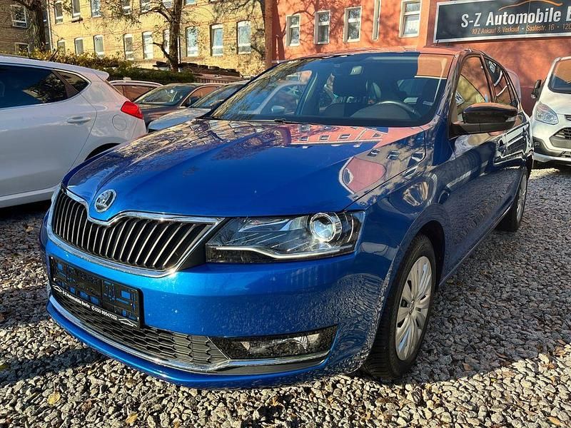 Blau Gebraucht 2018 Skoda Rapid Style Limousine | 7.999 € (Guter Preis) - Bild 1/4