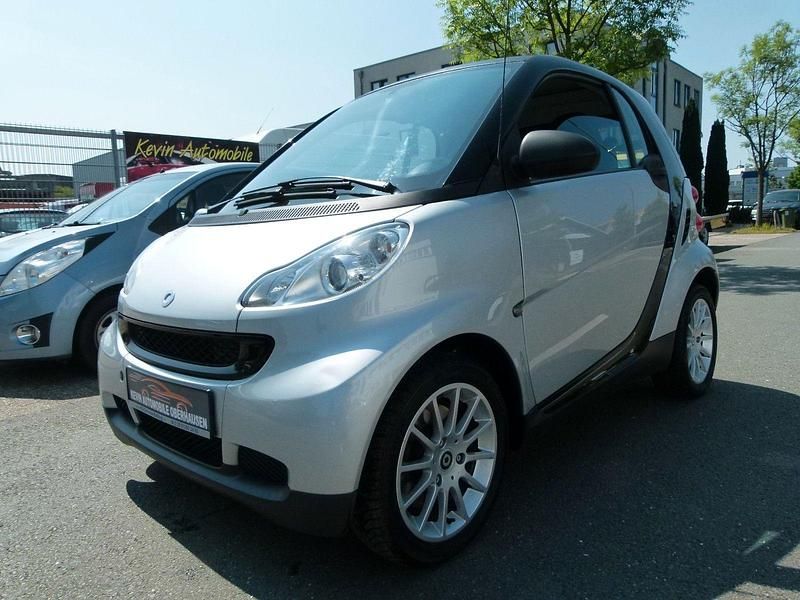 Gebraucht Smart ForTwo Coupé 61 PS (44 kW) 2010 Silber Coupé