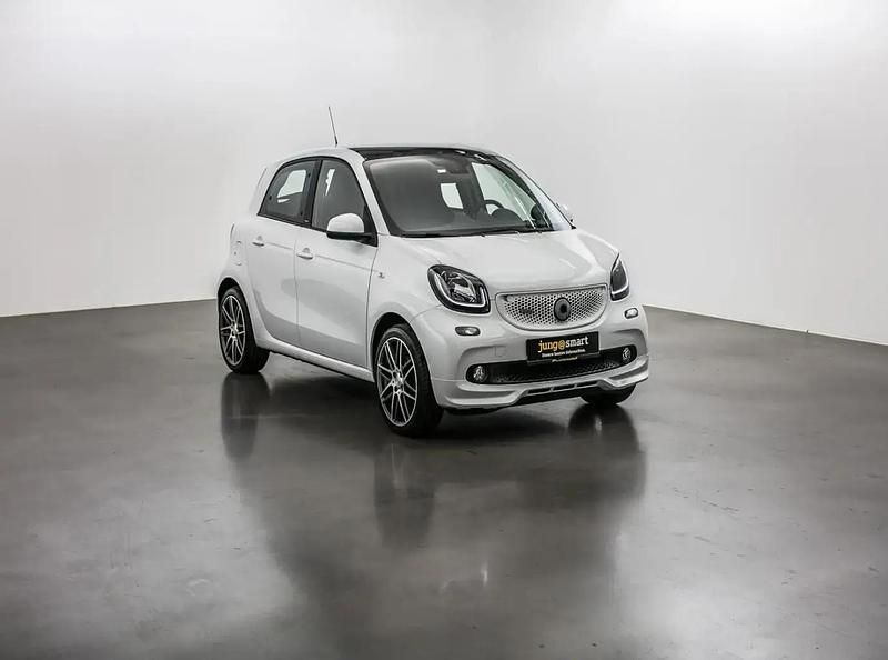 Gebraucht Smart ForFour Brabus Xclusive 121 PS (88 kW) 2019 Weiß (white (uni) (weiß)) Kleinwagen