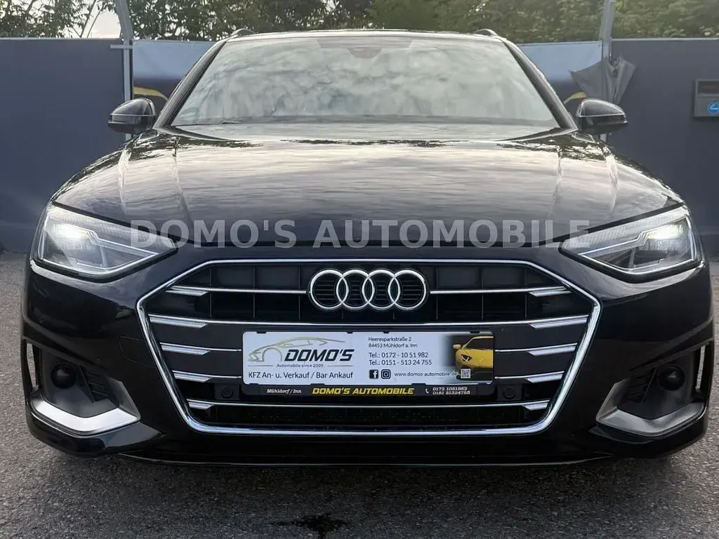 Gebraucht Audi A4 Business 163 PS (119 kW) 2023 Schwarz Kombi