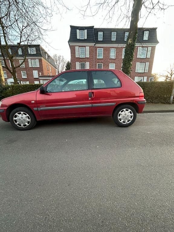 Gebraucht Peugeot 106 102 PS (75 kW) 2002 Rot Kleinwagen