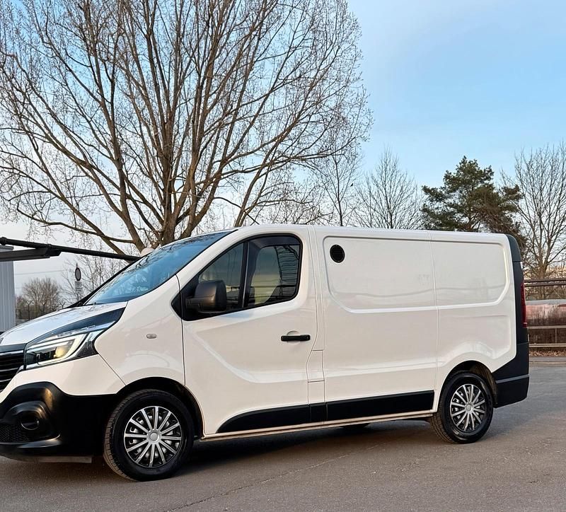 Gebraucht Renault Trafic 150 PS (110 kW) 2020 Weiß Van / Kleinbus