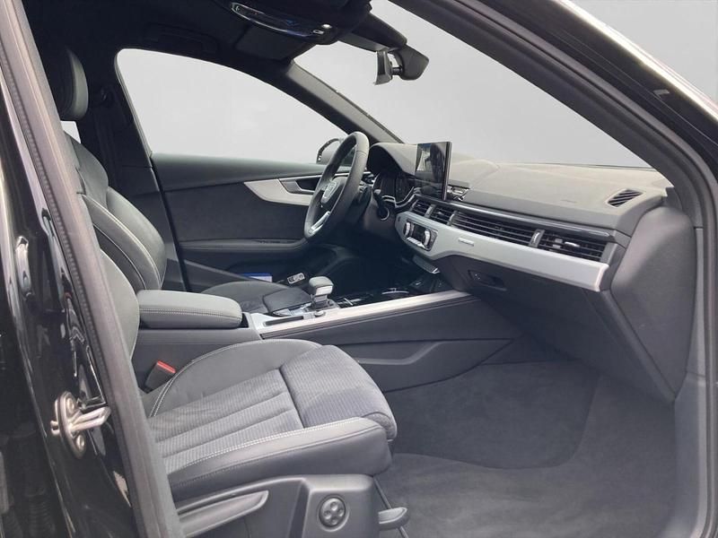 Gebraucht Audi A4 S-Line 204 PS (150 kW) 2025 Schwarz Kombi