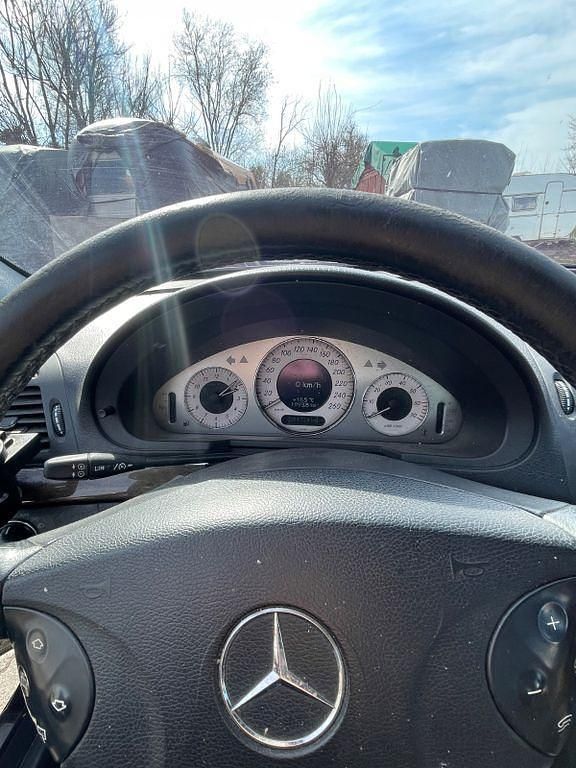 Gebraucht Mercedes E320 224 PS (164 kW) 2002 Schwarz Limousine