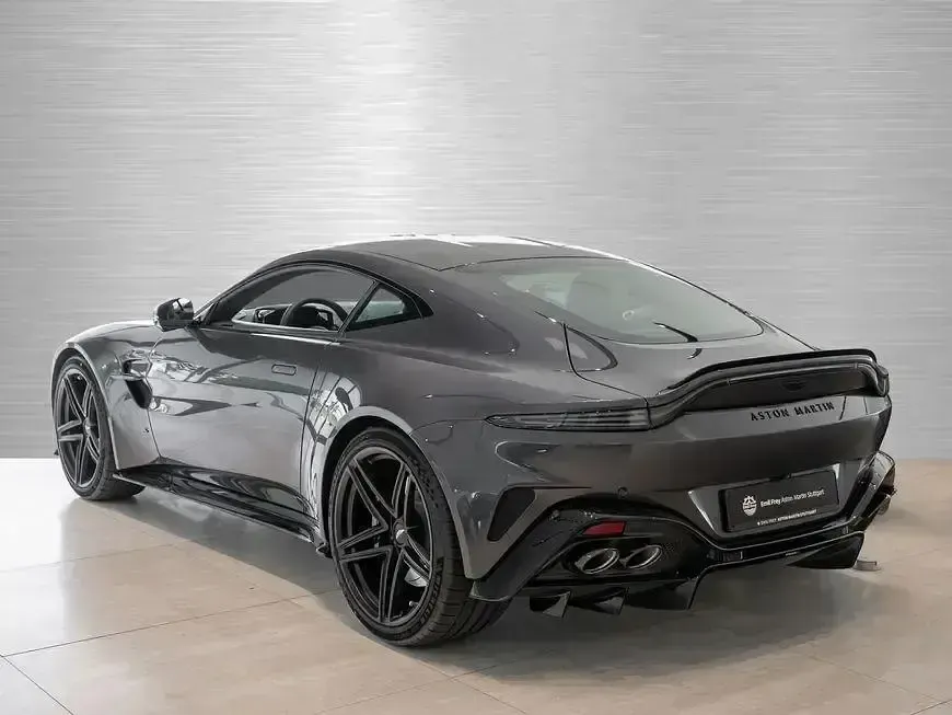 Neu Aston Martin V8 Vantage 680 PS (500 kW) 2026 Schwarz