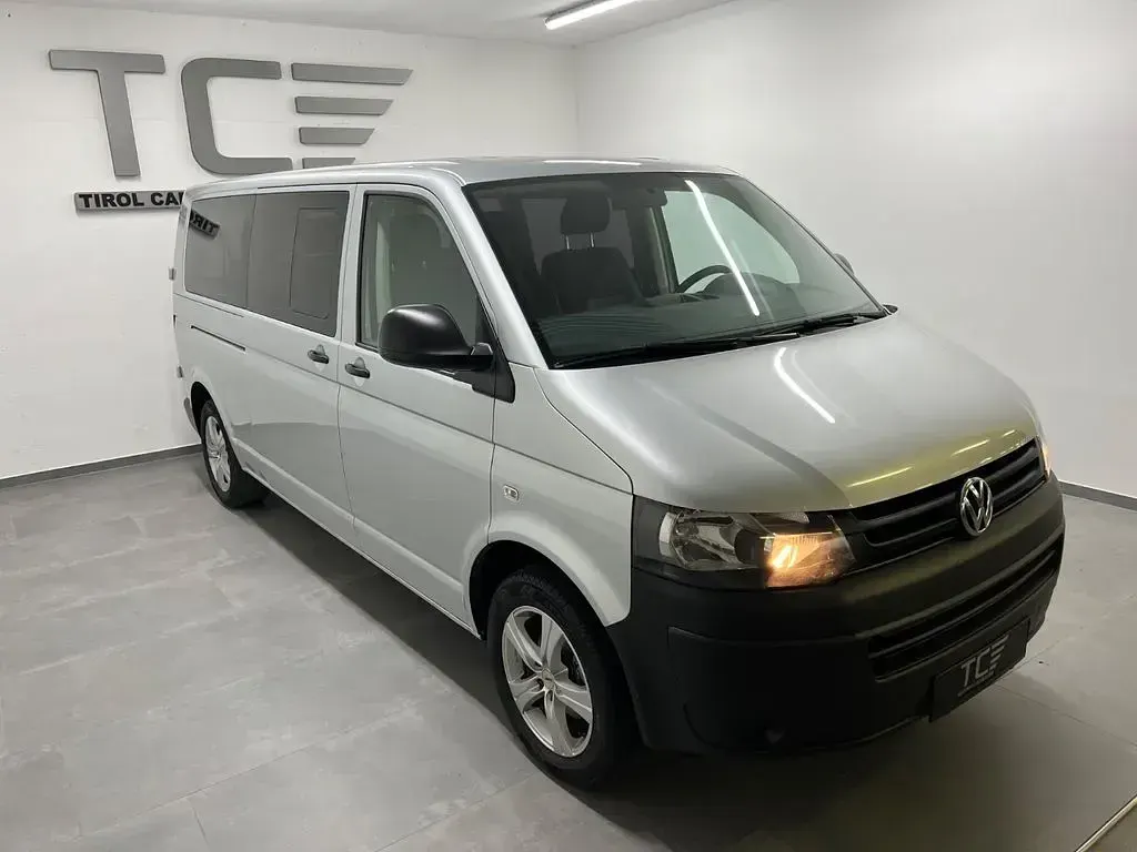 Gebraucht VW Caravelle 140 PS (102 kW) 2014 Silber Van