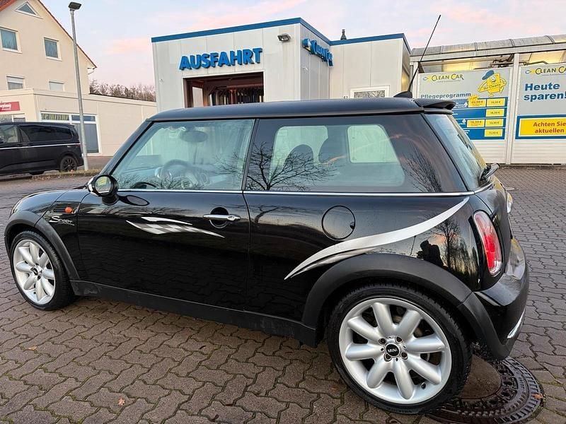 Second-hand Mini Cooper 90 CP (66 kW) 2005 Negru Hatchback