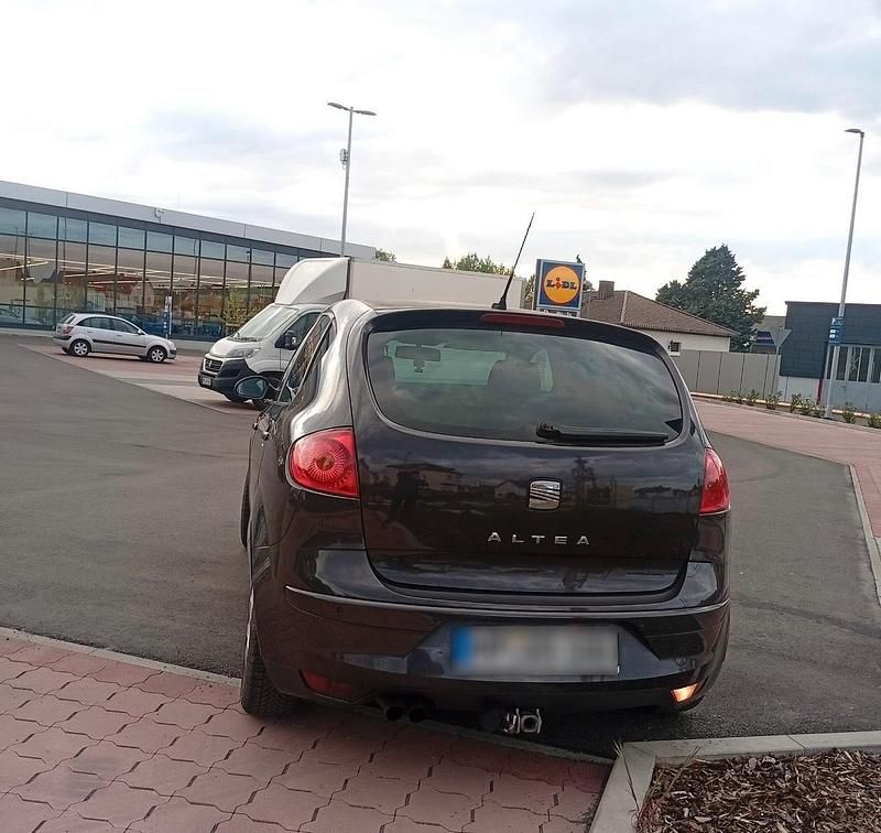 Second-hand Seat Altea 105 CP (77 kW) 2005 Maro Monovolum