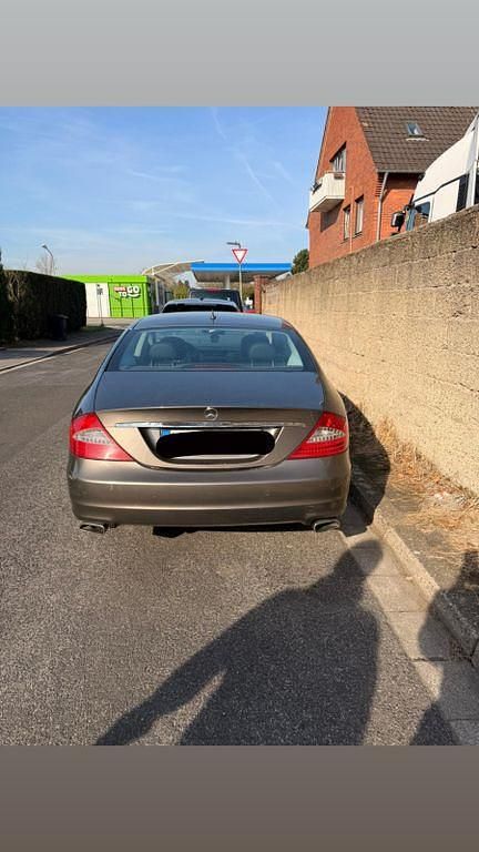 Gebraucht Mercedes CLS320 224 PS (164 kW) 2008 Beige Limousine