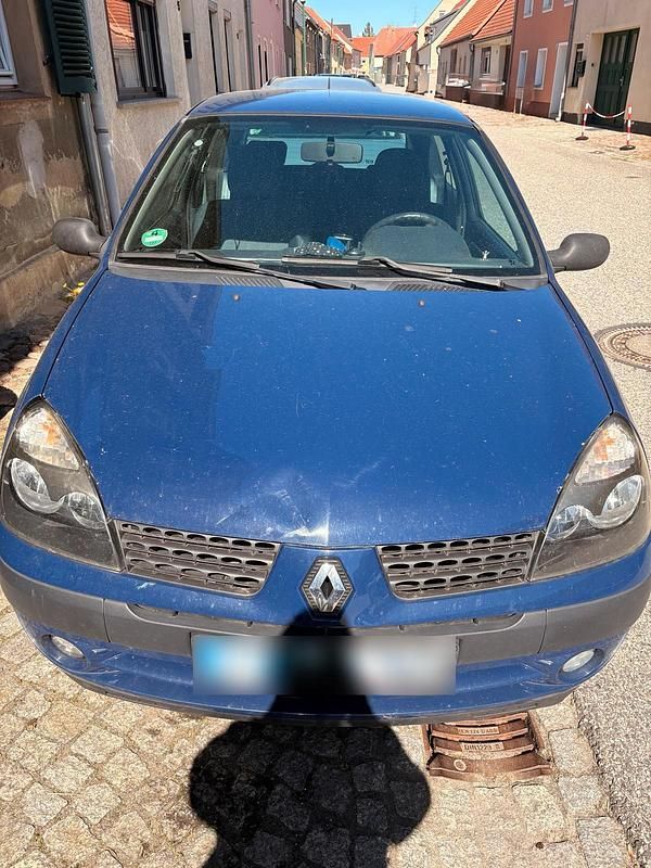 Usata Renault Clio II 58 CV (42 kW) 2003 Blu Utilitaria