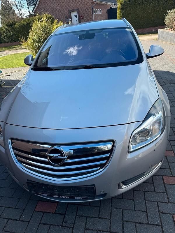 Gebraucht Opel Insignia 160 PS (117 kW) 2013 Silber Kombi