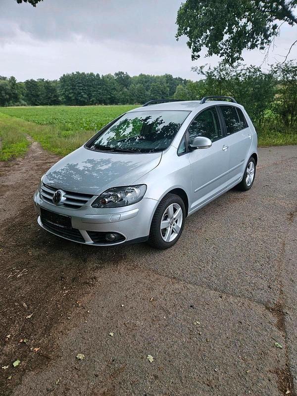 Silber Gebraucht 2008 VW Golf Plus Cross United Van / Kleinbus | 2.750 € (Fairer Preis) - Bild 1/4