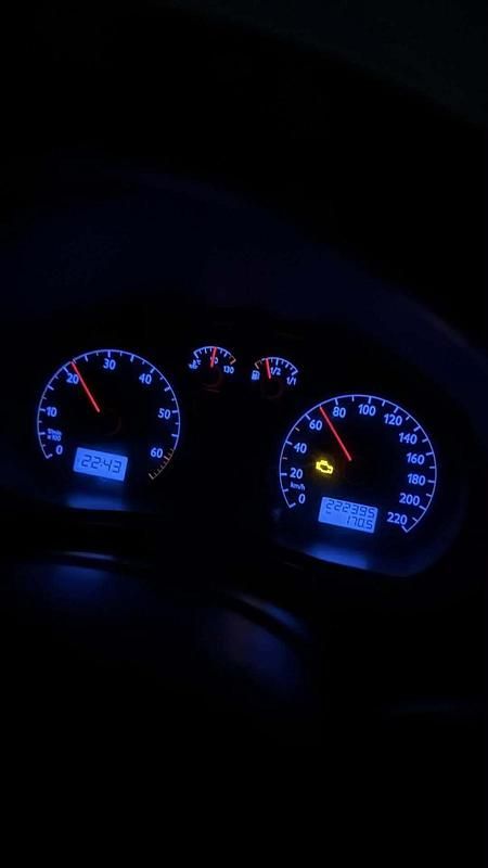 Gebraucht VW Polo 65 PS (47 kW) 2003 Silber Limousine